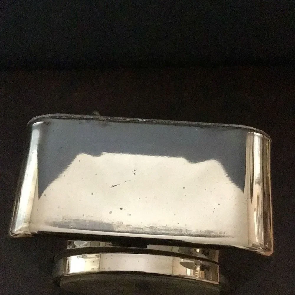 Clock from International Silver some patina shown - Picture 5 of 7